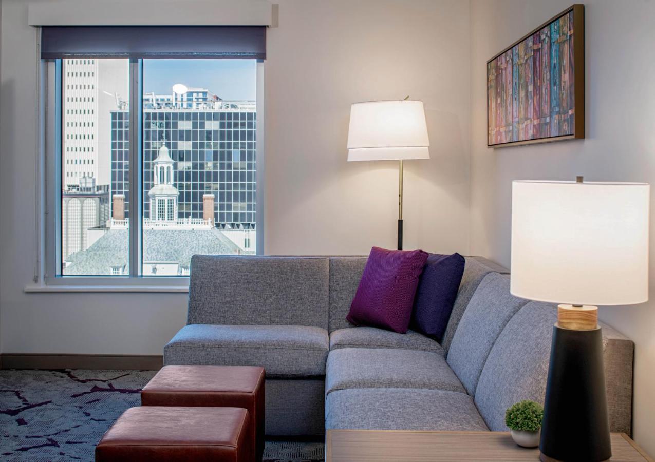 Отель Hyatt House Tampa Downtown Экстерьер фото